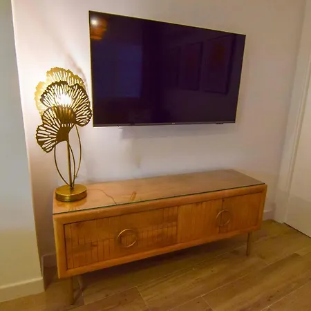 Letmalaga Square Merced *